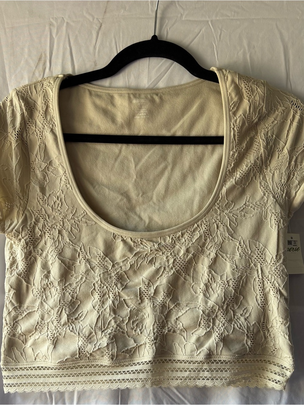 NWT Aerie Superchill Floral Seamless Cap Sleeve Crop Top Cream Size L